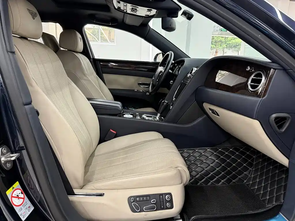 Flying Spur 4.0 T V8 Standard