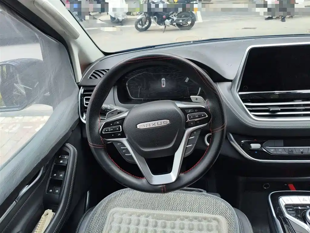 Maxus G20 大通G20 2023款 改款 PLUS 2.0 T 汽油自动豪华版