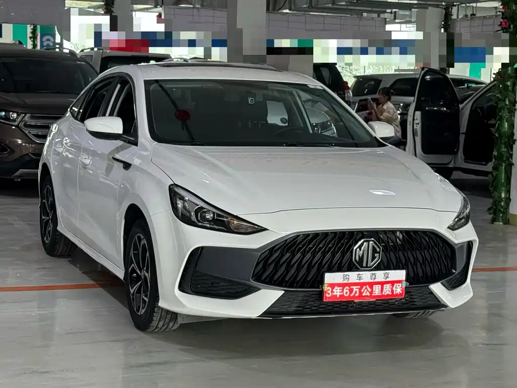 MG5 180 DVVT CVT Style