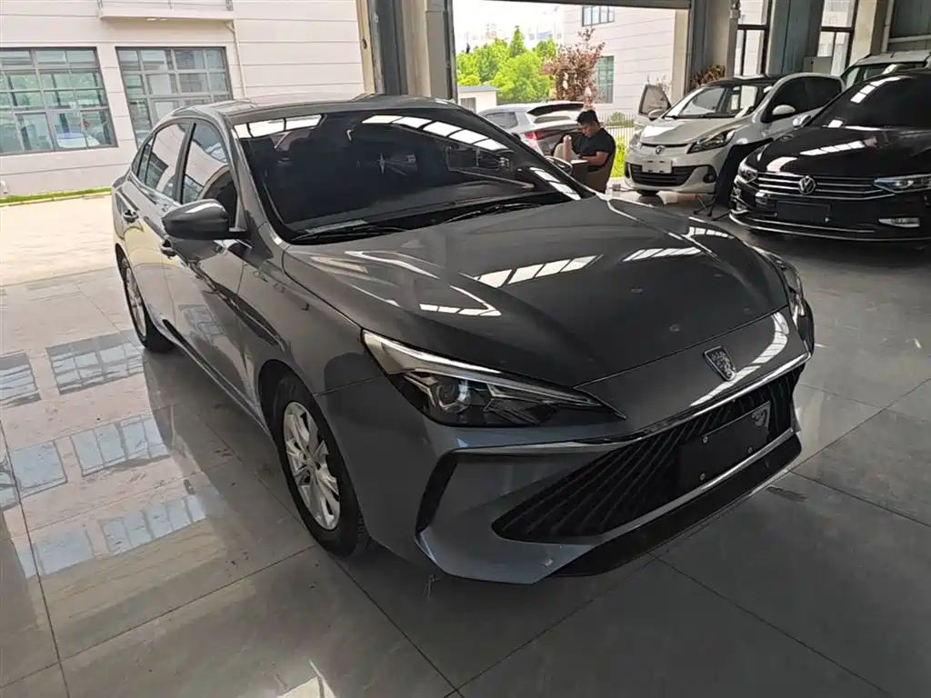 Roewe i5 1.5 L CVT Luxury
