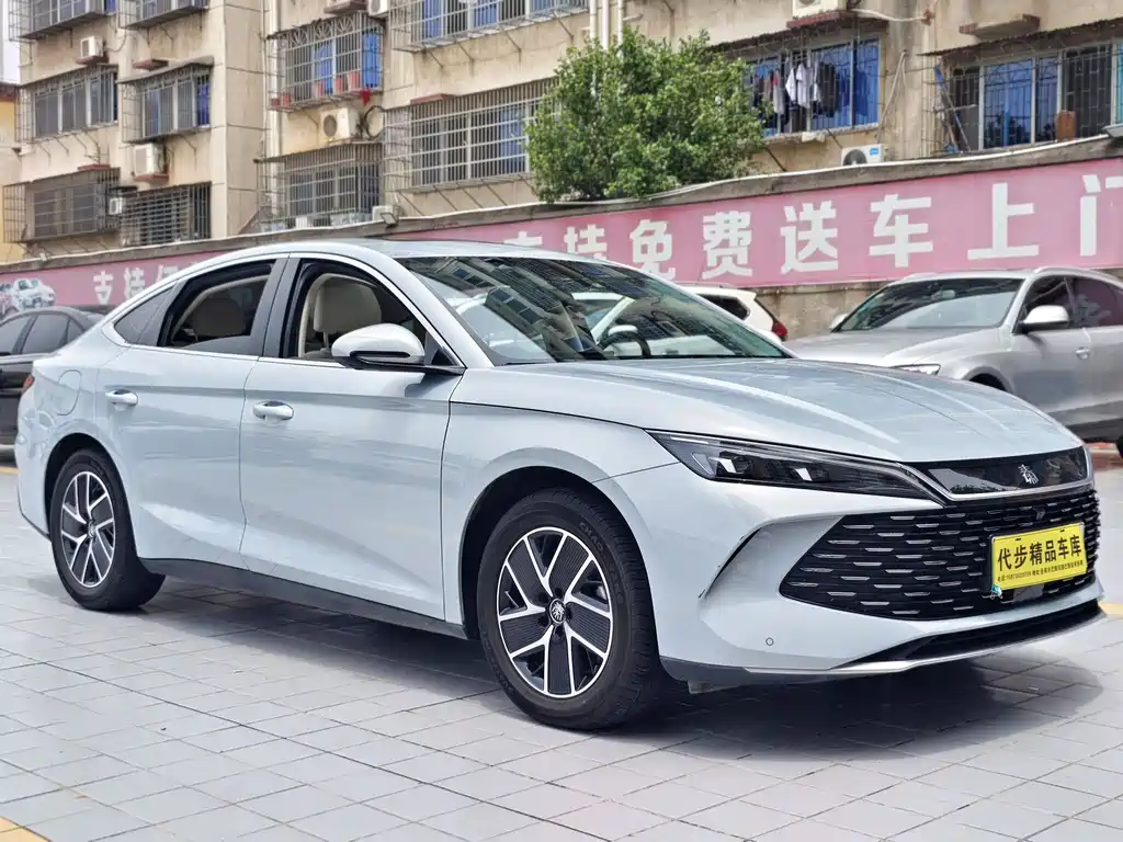 Qin L DM-i 120 KM Transcend