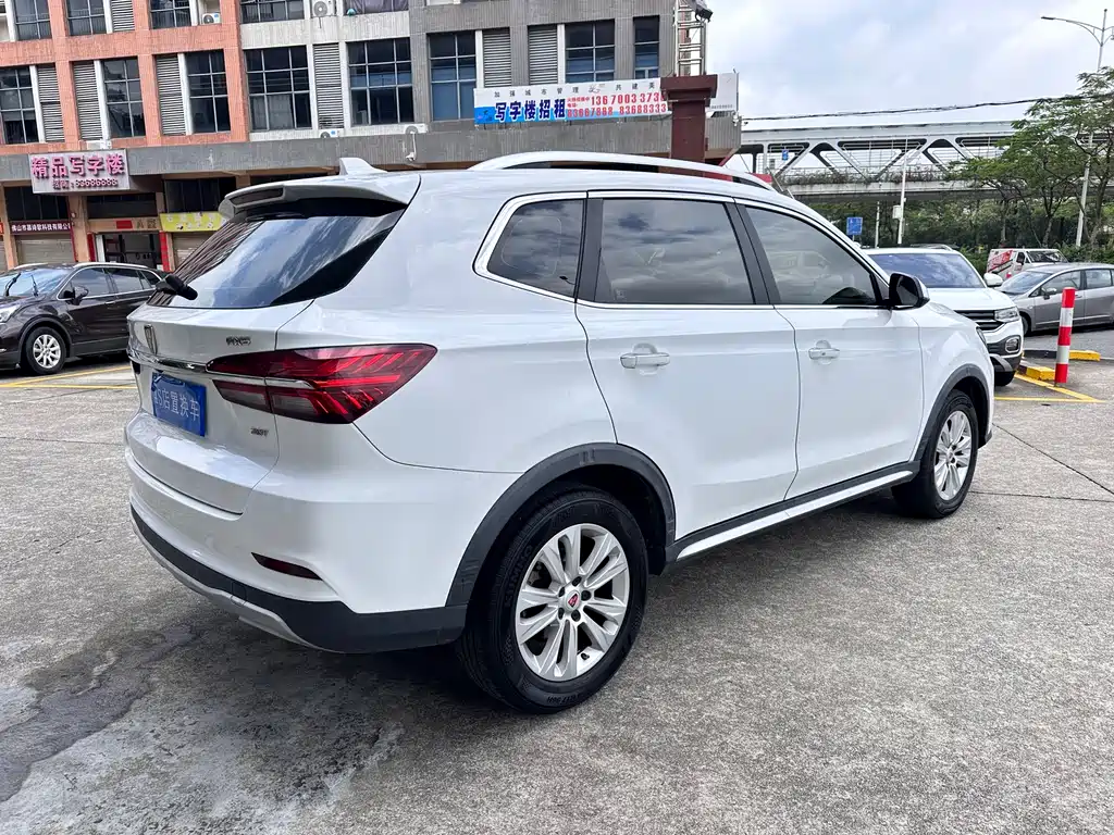 Roewe RX5 20 T 2 WD Auto Flagship
