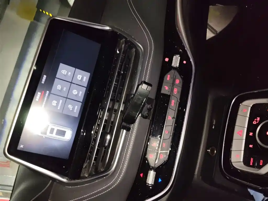 Maxus G20 大通G20 2020款 2.0 T 汽油自动智尊版