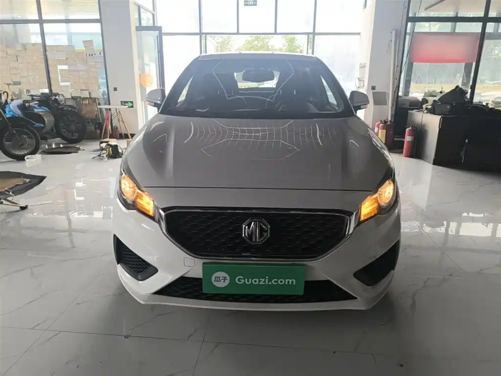 MG 3 1.5 L Auto Connected Elite