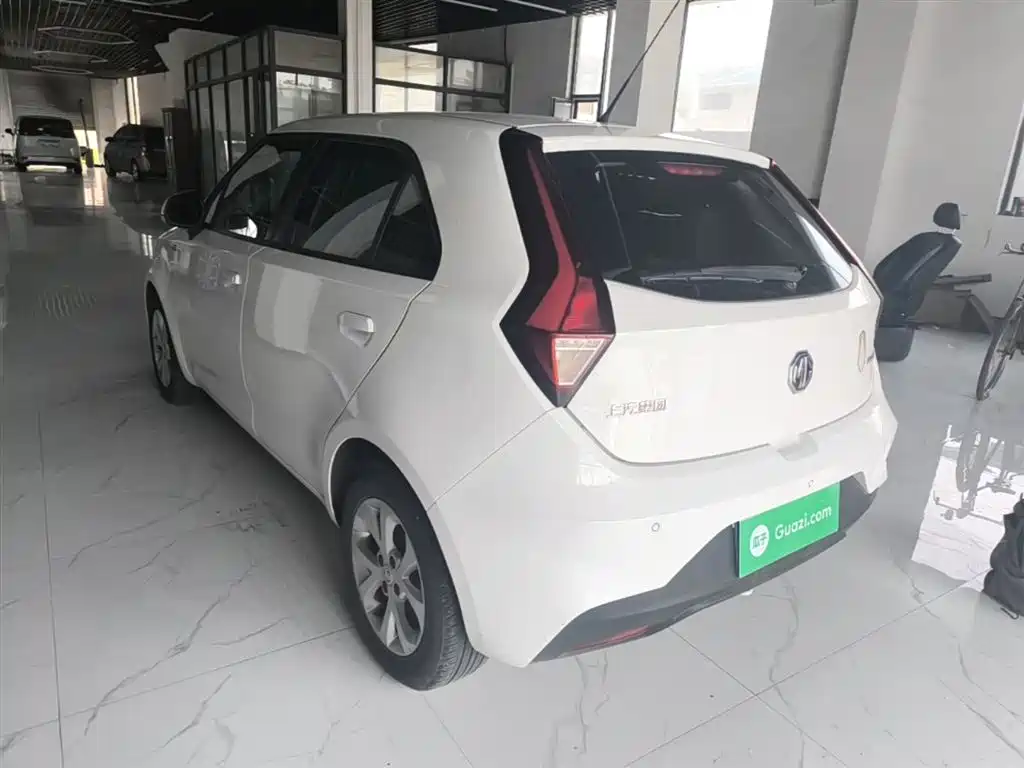 MG 3 1.5 L Auto Connected Elite