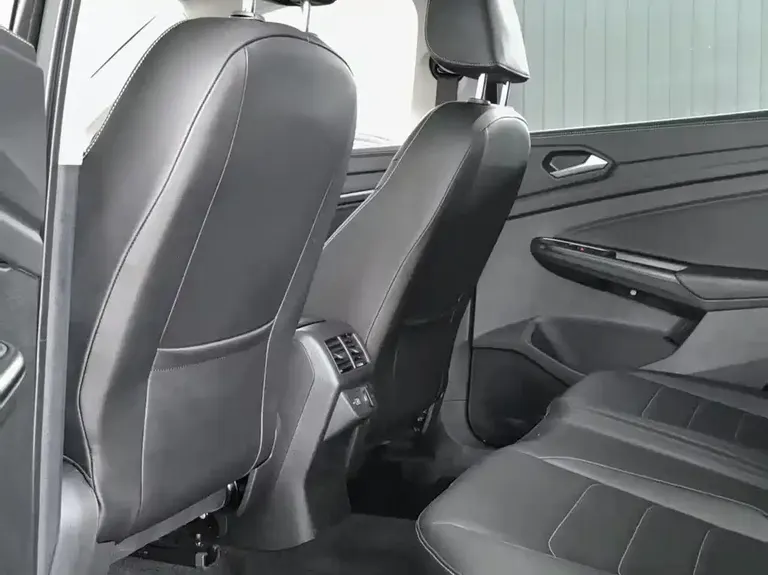 Jetta VS7 Black Sharp 1.4 T Auto Joy Pro
