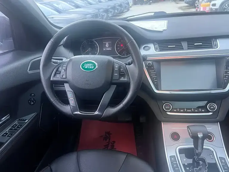 Landwind X7 陆风X7 2015款 2.0 T 全景尊享版