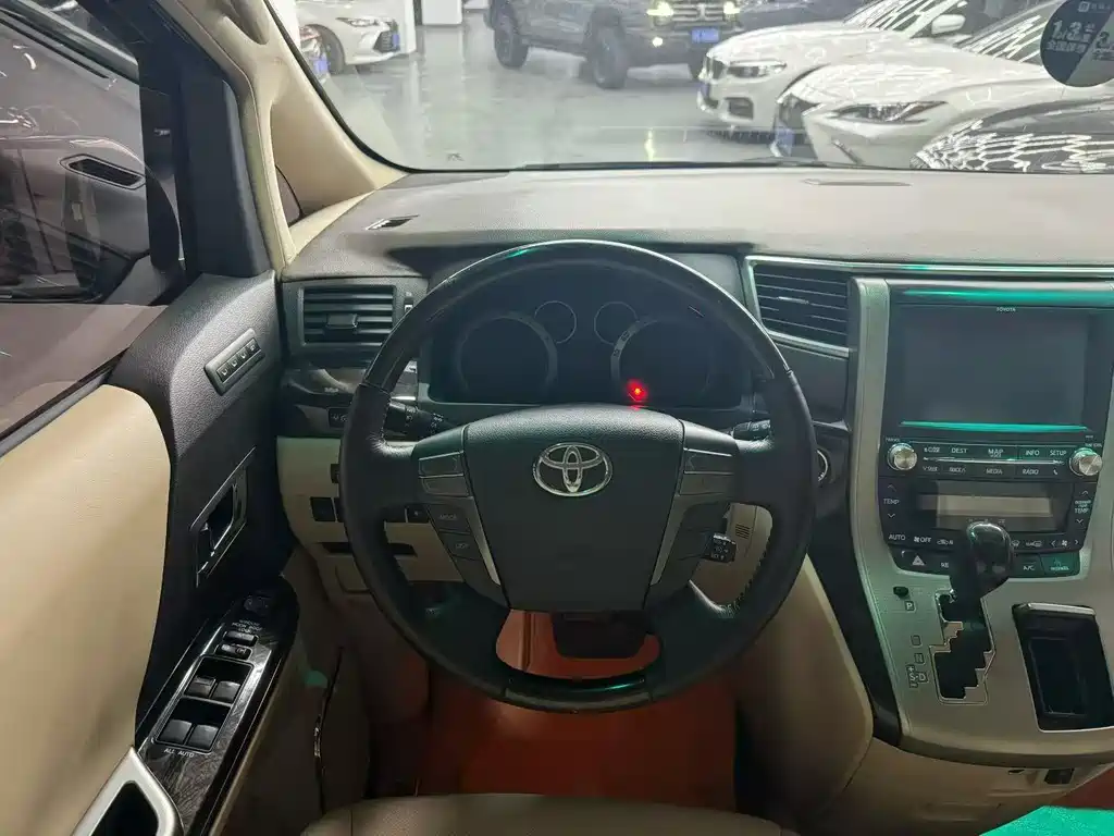 Alphard 3.5 L Luxury