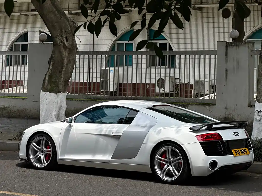 Audi R8 4.2 FSI quattro