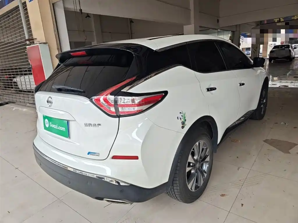 Murano 2.5 L XL 2 WD Connected Luxury CN-VI
