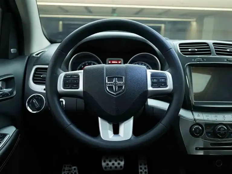 Dodge Journey 2.4 L 2 WD Premium Style