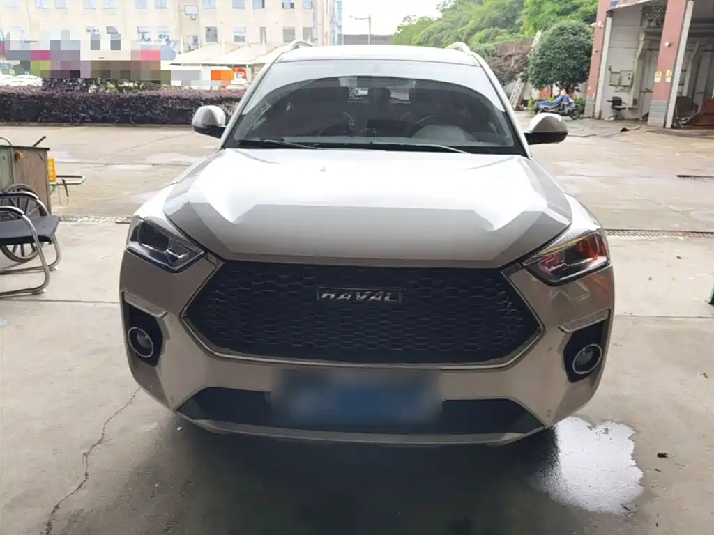Haval H6 Coupe Connected 1.5 T Auto 2 WD Luxury Connected