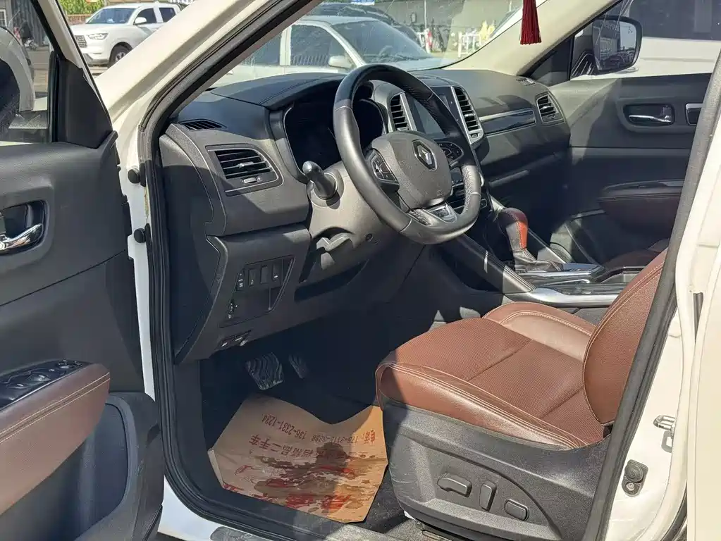 Koleos 2.5 L 4 WD Supreme