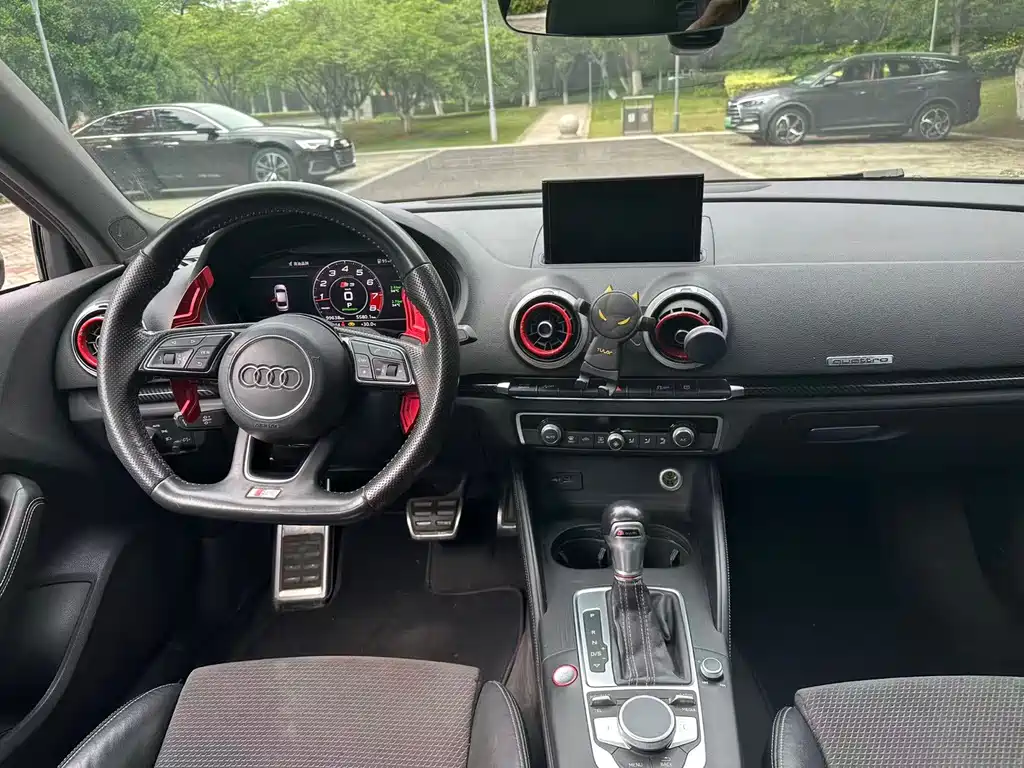 Audi S3 Facelift S3 2.0 T Limousine