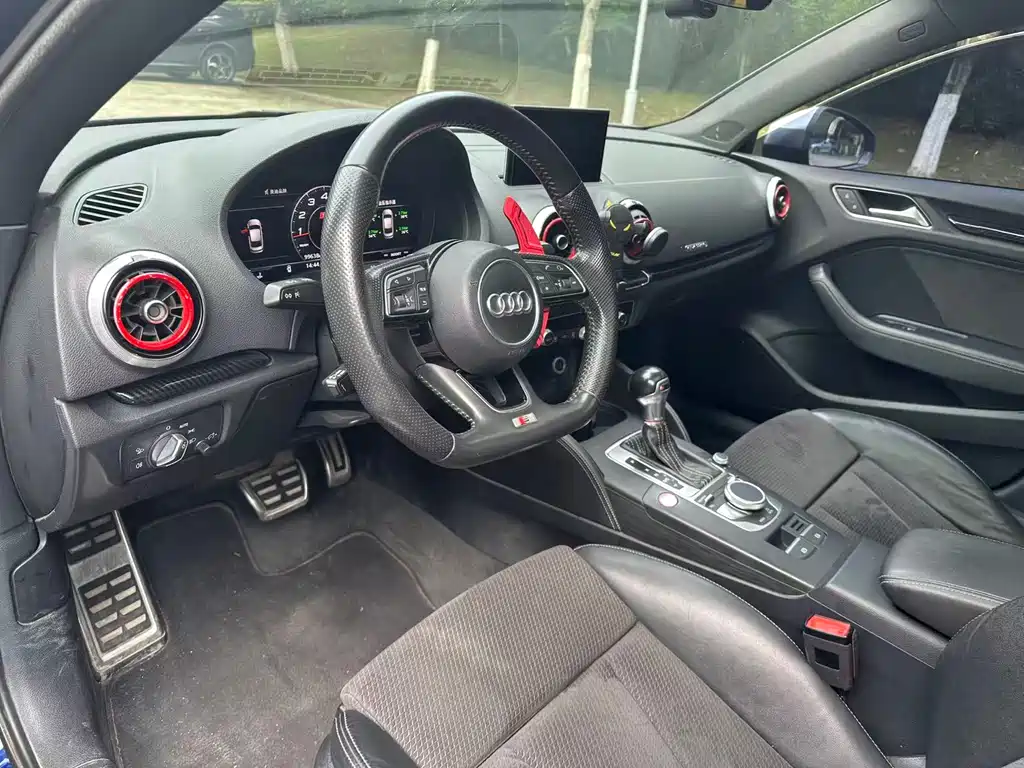Audi S3 Facelift S3 2.0 T Limousine