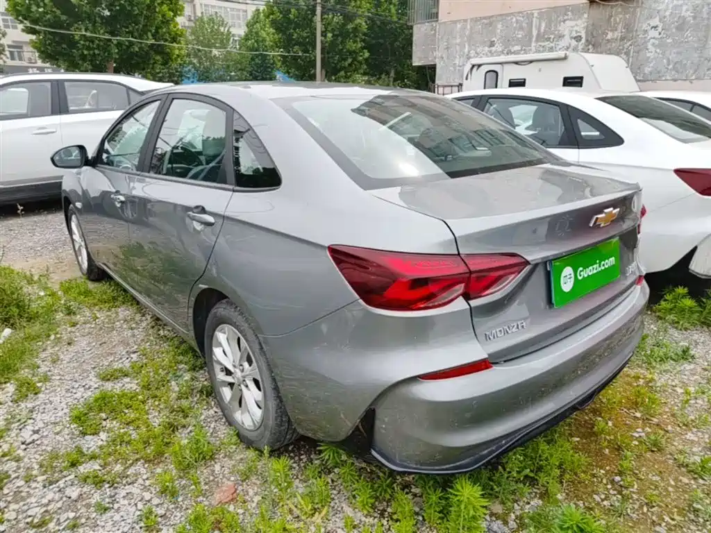 Monza 1.5 L DCT Joy