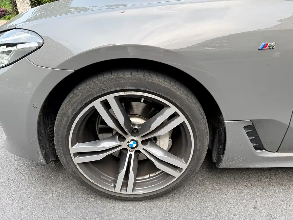 BMW 6 Series GT 630 i M Sport Package