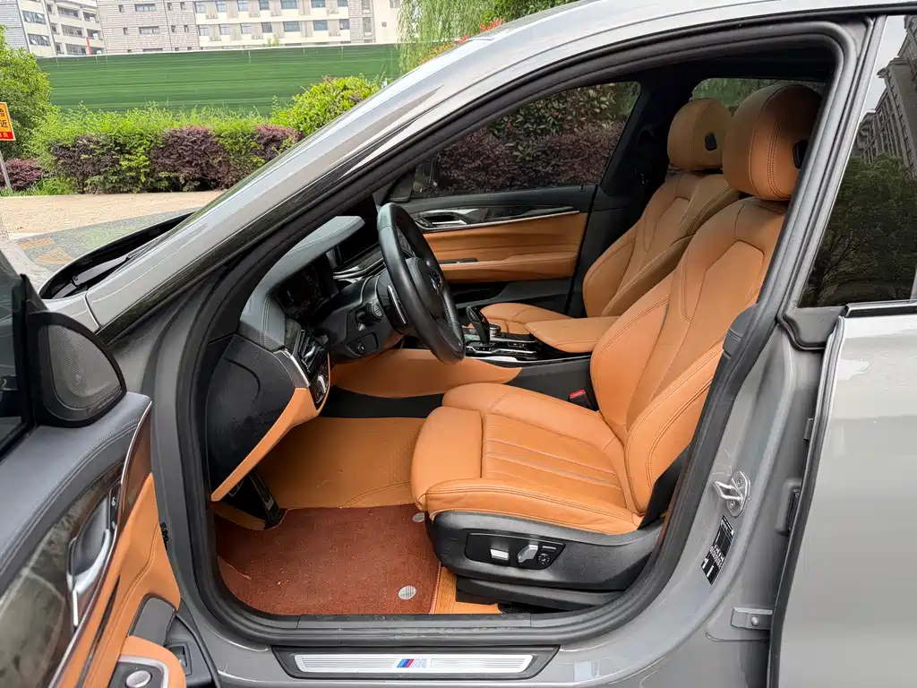 BMW 6 Series GT 630 i M Sport Package