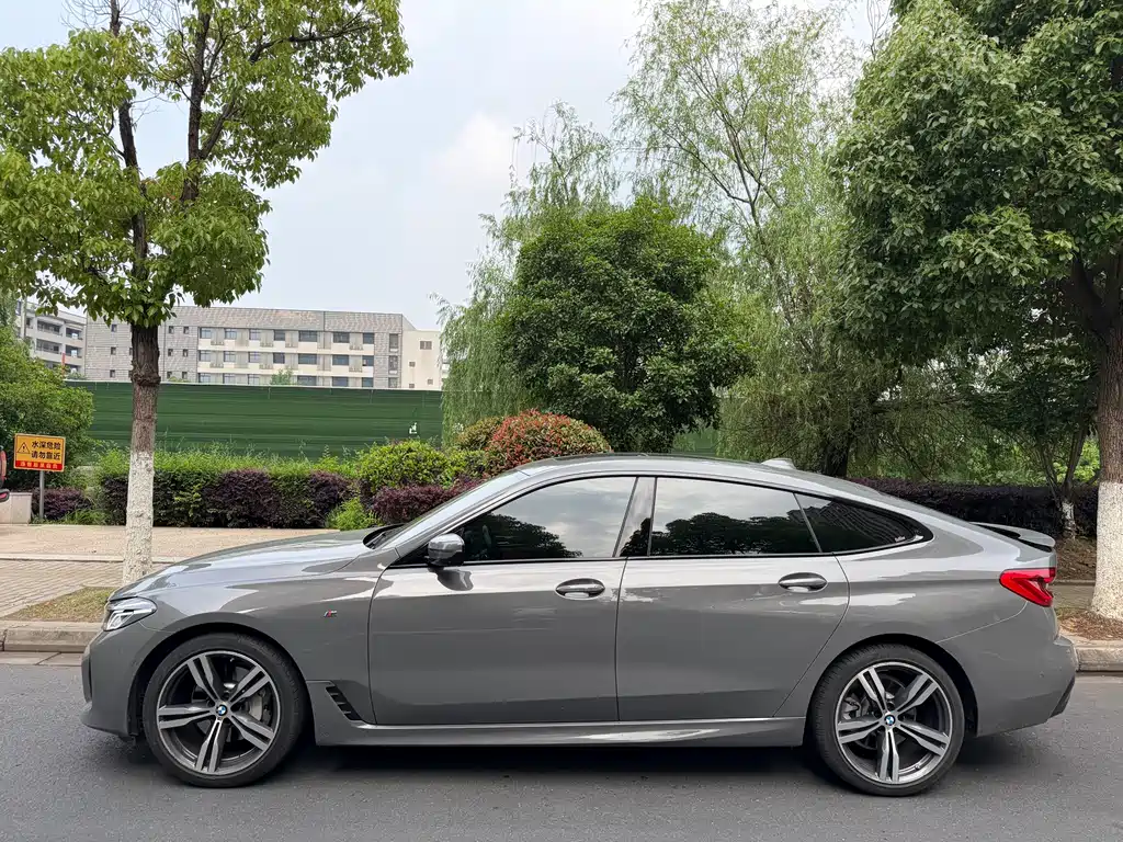 BMW 6 Series GT 630 i M Sport Package