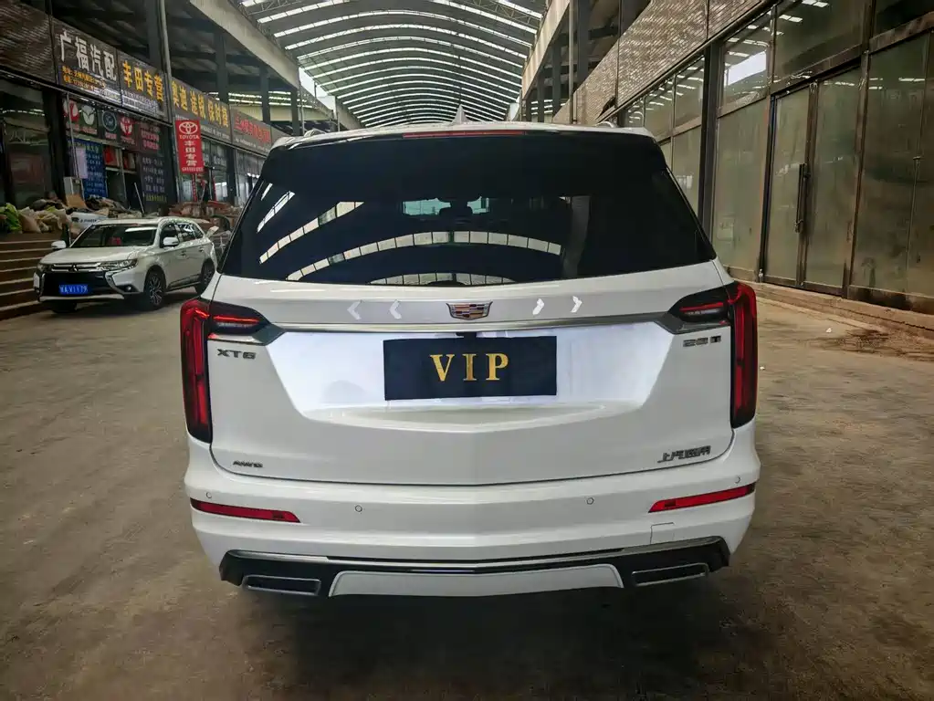 Cadillac XT6 28 T 6-seat 4 WD Luxury