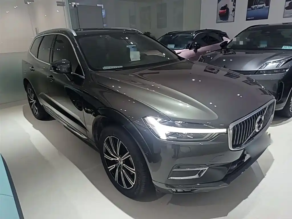 Volvo XC60 沃尔沃XC60 2021款 T5 四驱智雅豪华版