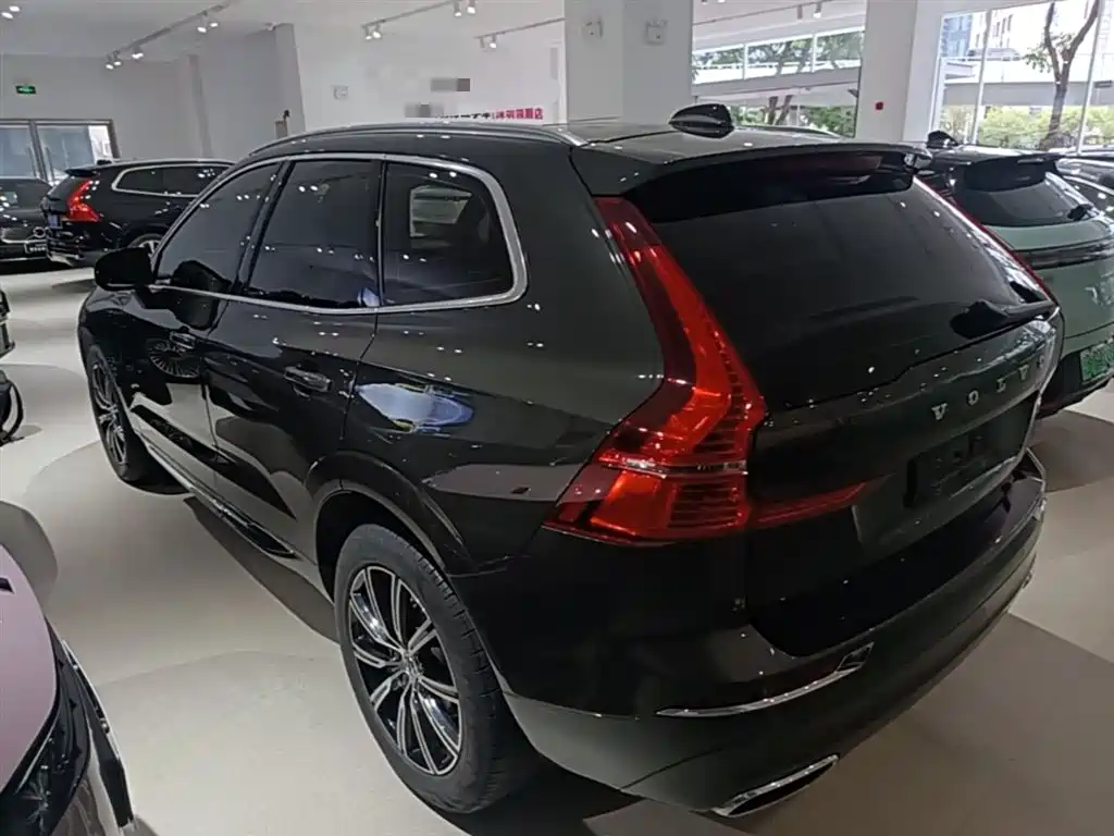 Volvo XC60 沃尔沃XC60 2021款 T5 四驱智雅豪华版