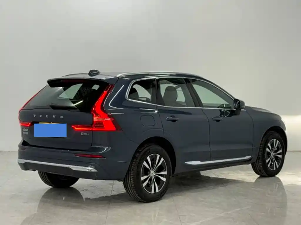 Volvo XC60 B5 4 WD Smart Ease Luxury