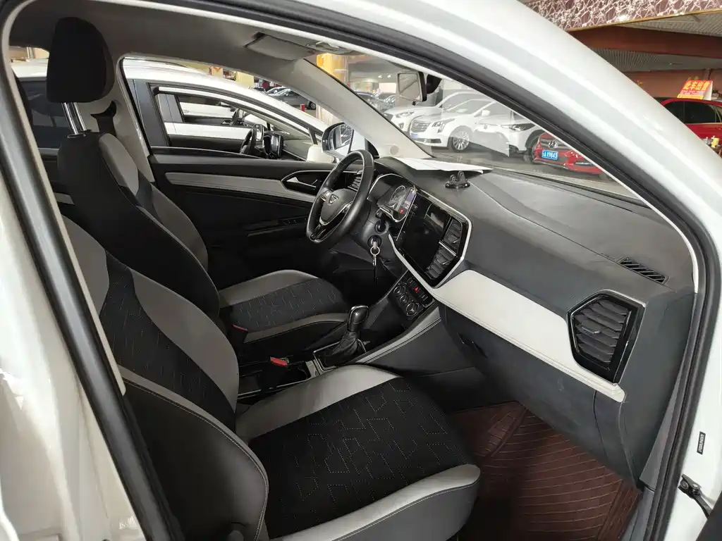 Jetta VS5 280 TSI Auto Joy