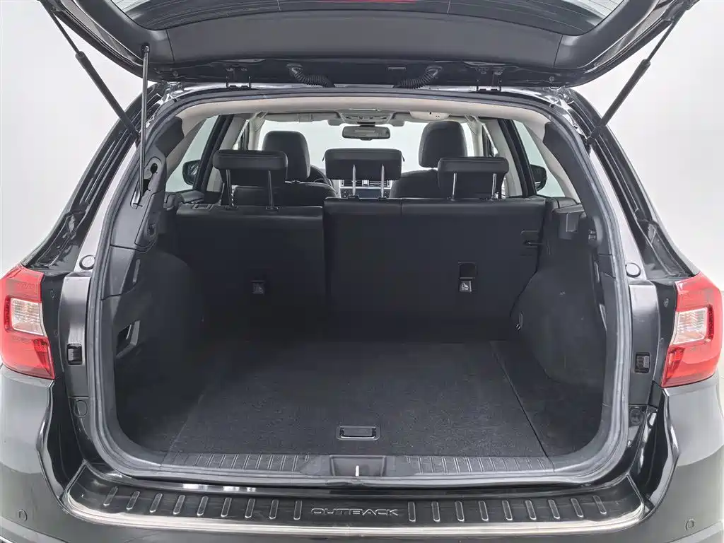 Outback 2.5 i Sport Navigation EyeSight