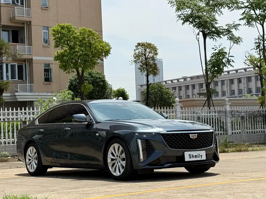 Cadillac CT6 28 T Distinguished