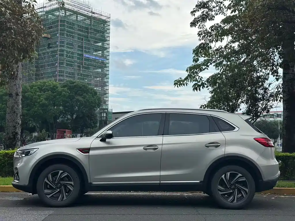 Hongqi HS5 Facelift 2.0 T Connected Flagship Enjoyment