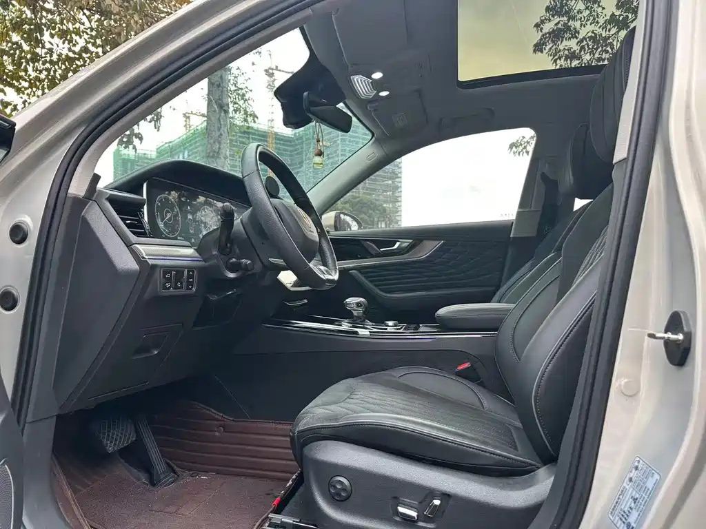 Hongqi HS5 Facelift 2.0 T Connected Flagship Enjoyment