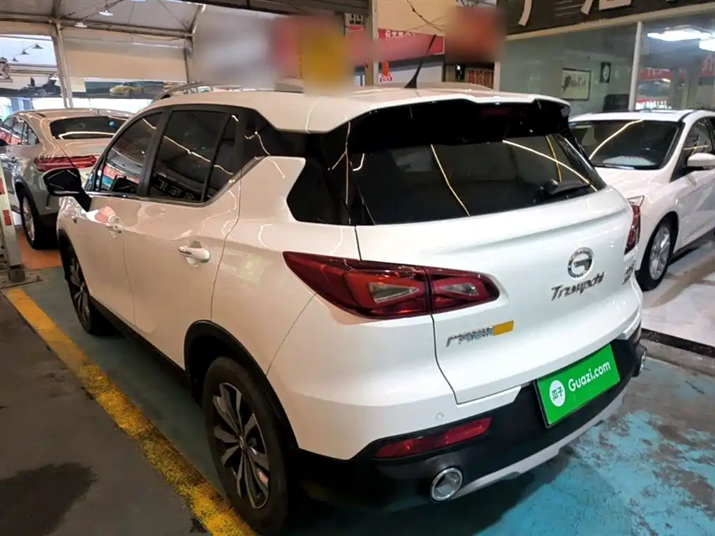 GAC Trumpchi GS3 235 T Auto Elite