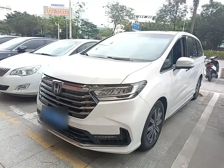 Honda Odyssey 2.0 L e:HEV Sharp· Leading Enjoyment