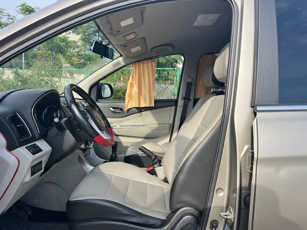 Fengxing S500 1.5 L Manual Comfort