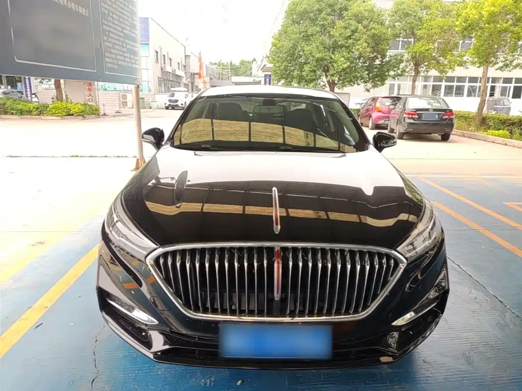 Hongqi H5 Classic 1.5 T DCT Flagship Charm