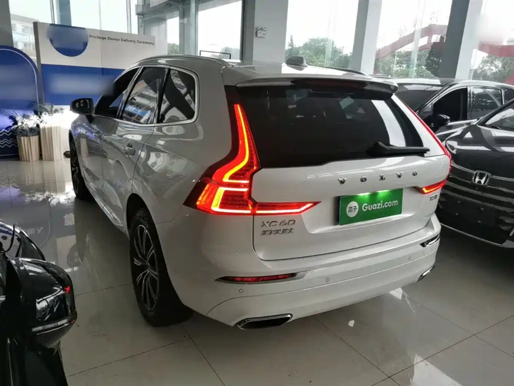 Volvo XC60 T5 4 WD Smart Vision Luxury
