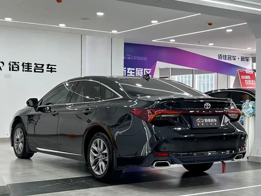 Avalon 2.0 L Luxury CN-VI