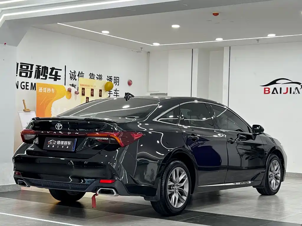 Avalon 2.0 L Luxury CN-VI