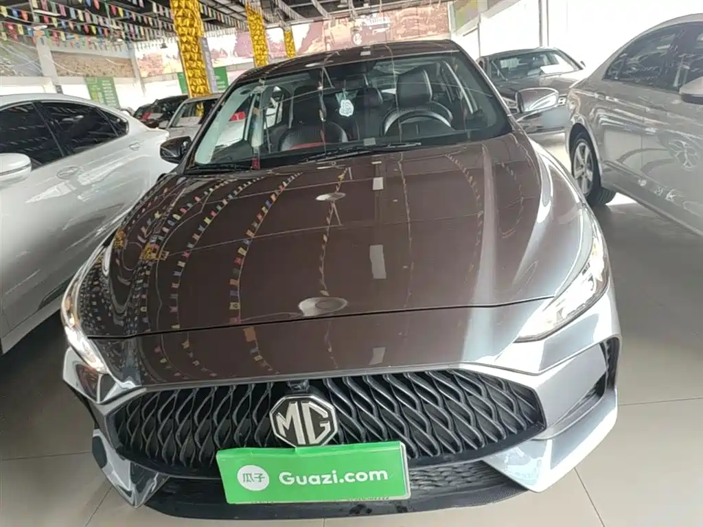 MG5 180 DVVT CVT Style