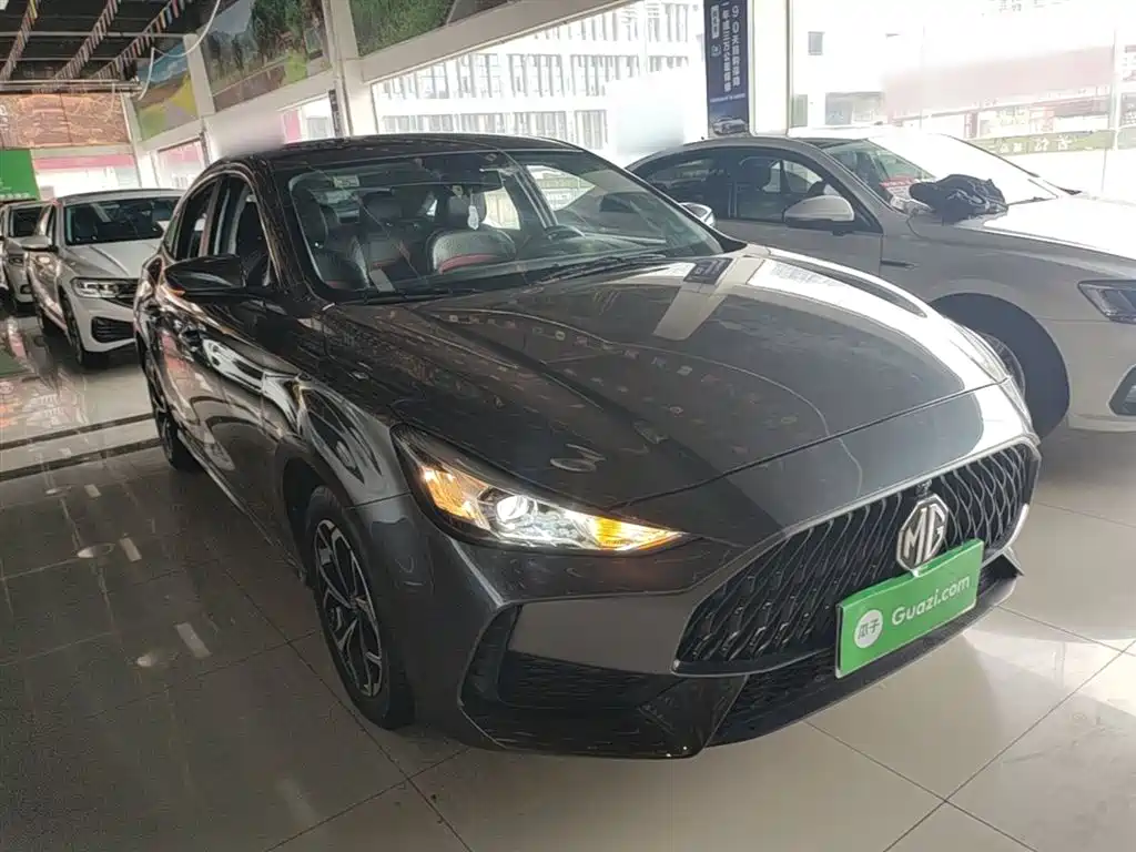 MG5 180 DVVT CVT Style