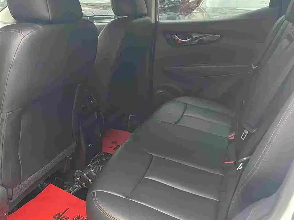 Qashqai Classic 2.0 L CVT XV+ Leading
