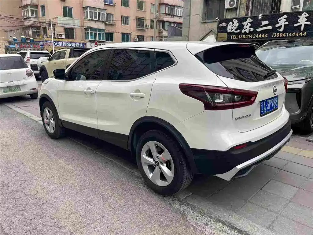 Qashqai Classic 2.0 L CVT XV+ Leading