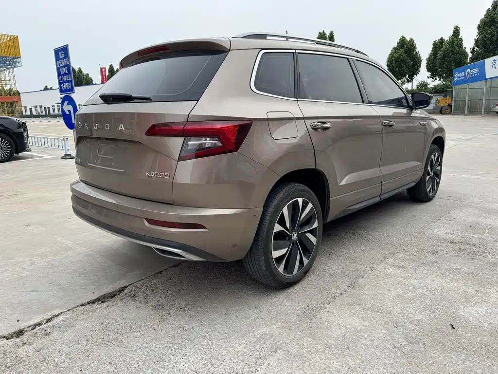 Karoq TSI280 Luxury Enjoyment