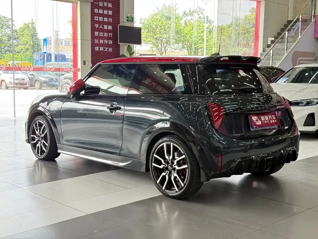 MINI JCW JOHN COOPER WORKS