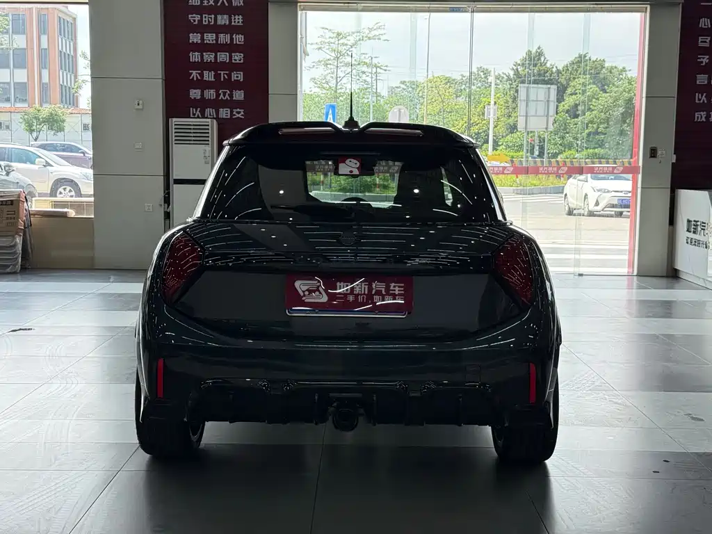 MINI JCW JOHN COOPER WORKS