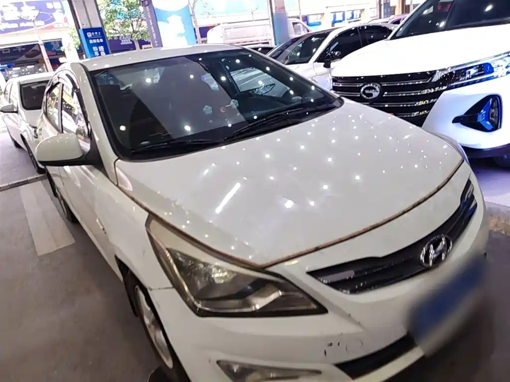 Accent 1.4 L Manual Intelligent GLS