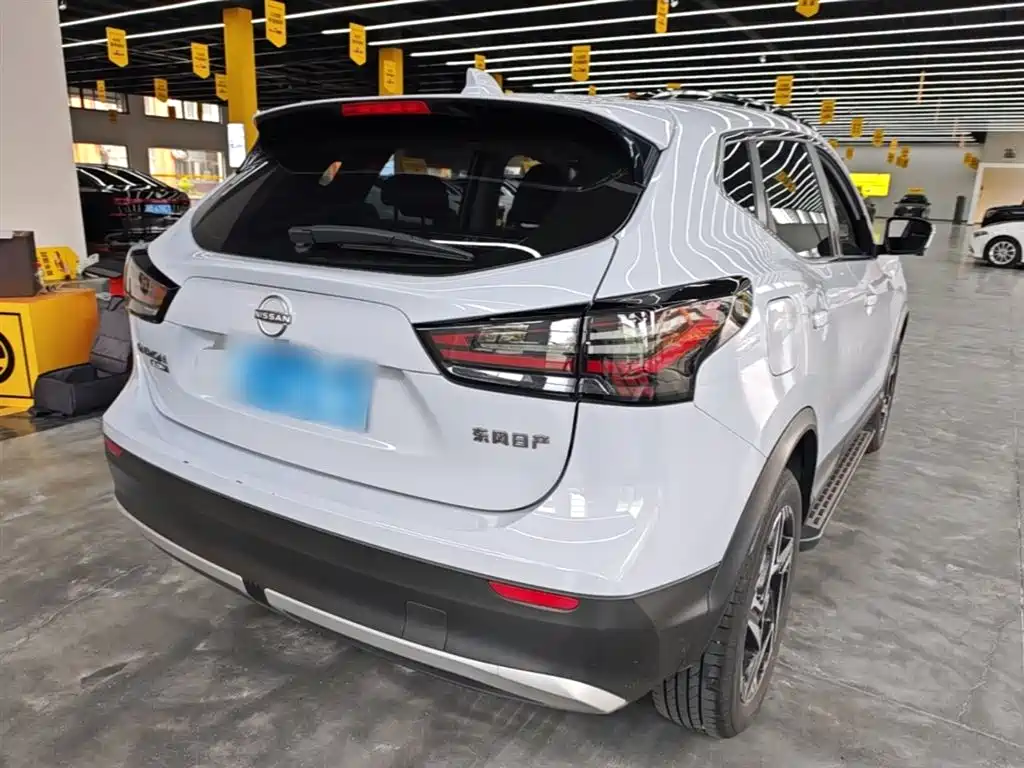 Qashqai Honor 2.0 L CVT XV+ Leading