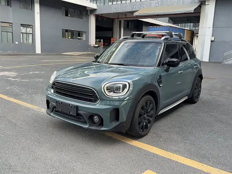 MINI COUNTRYMAN 1.5 T COOPER Connoisseur