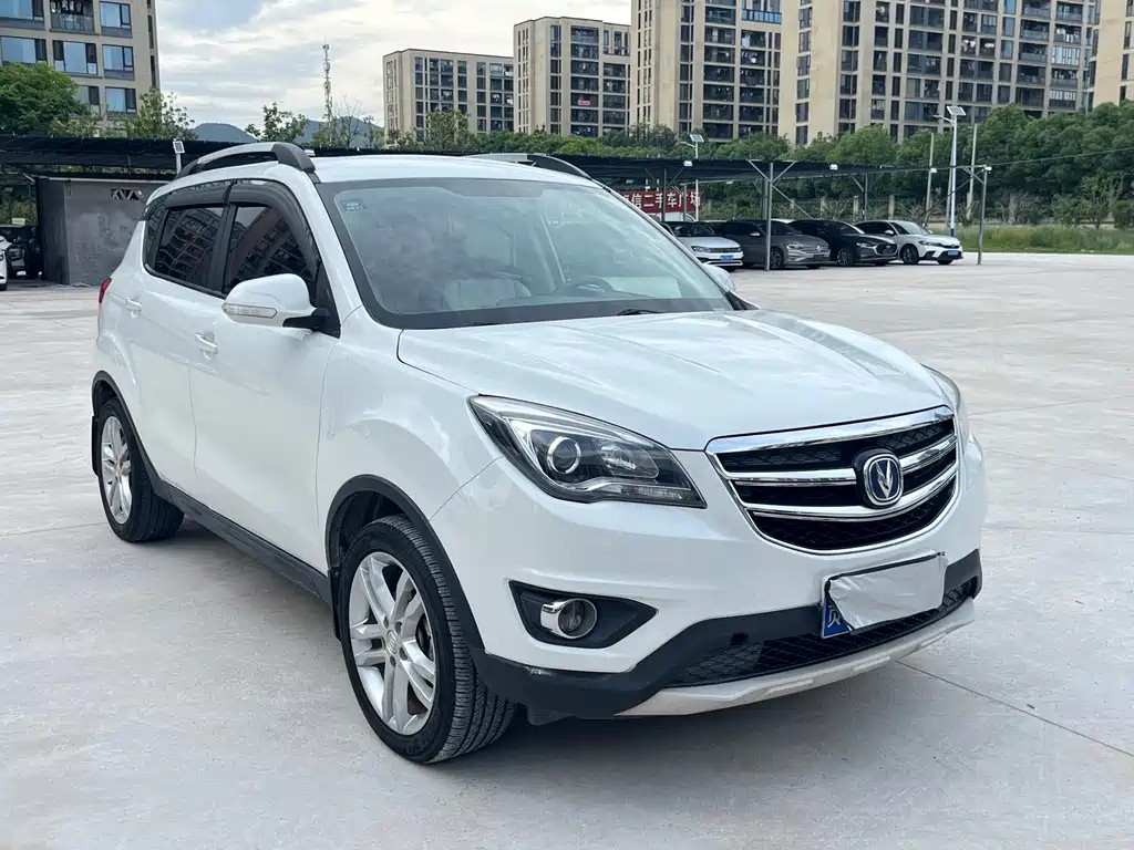 Changan CS35 1.6 L Manual Luxury